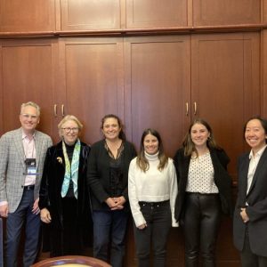 Equipo InES Género UV realizó gira por universidades de Estados Unidos